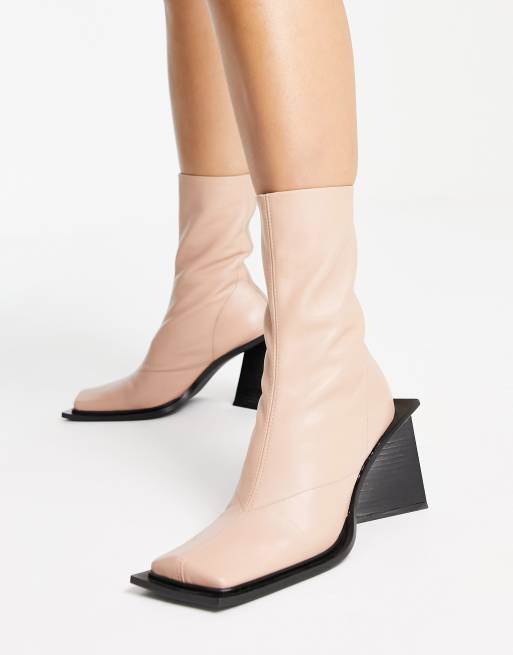 Camel on sale toe boot