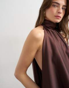 Model wearing Halter neck voluminous blouson maxi dress in chocolate