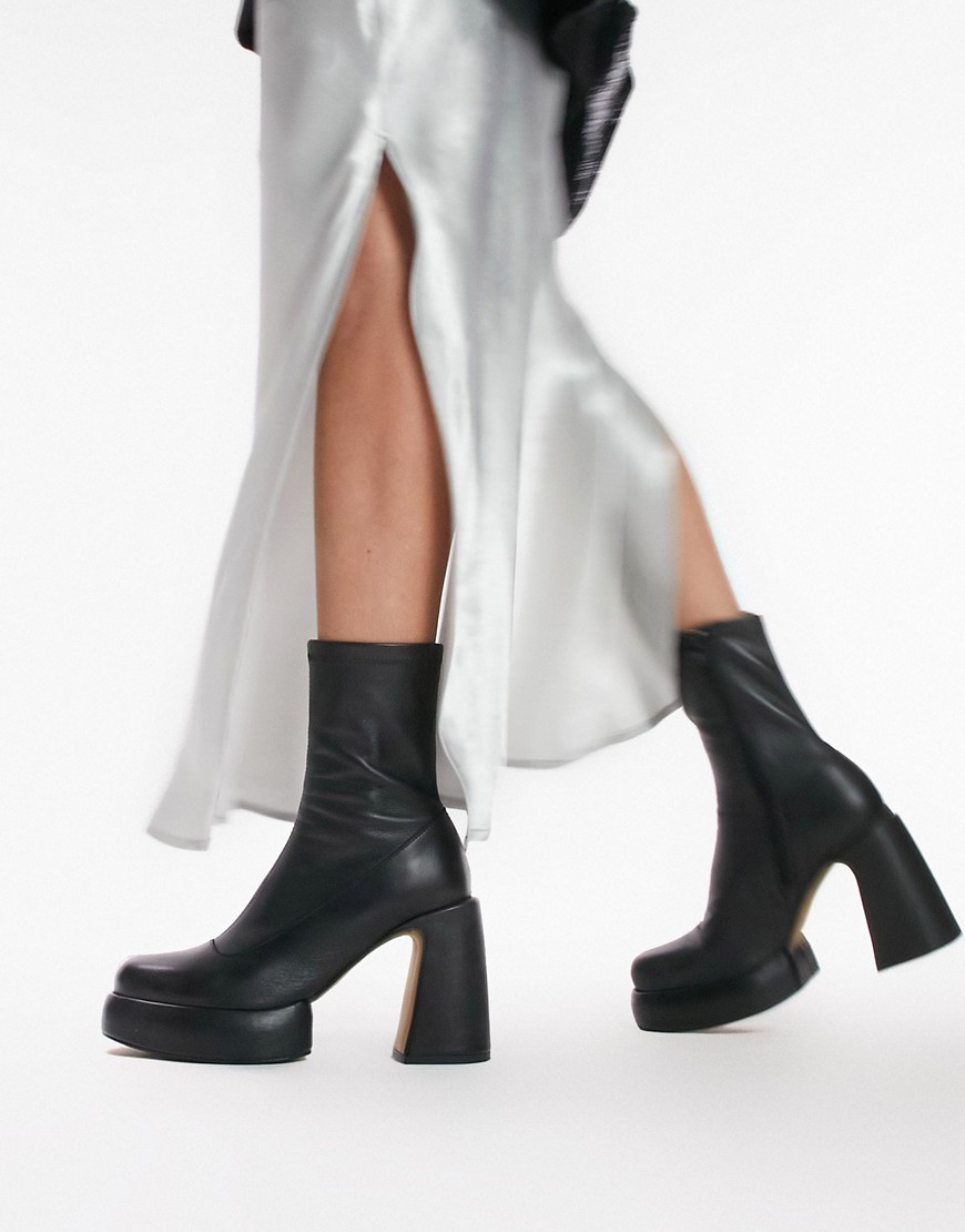 Hannah premium leather platform ankle boot in black