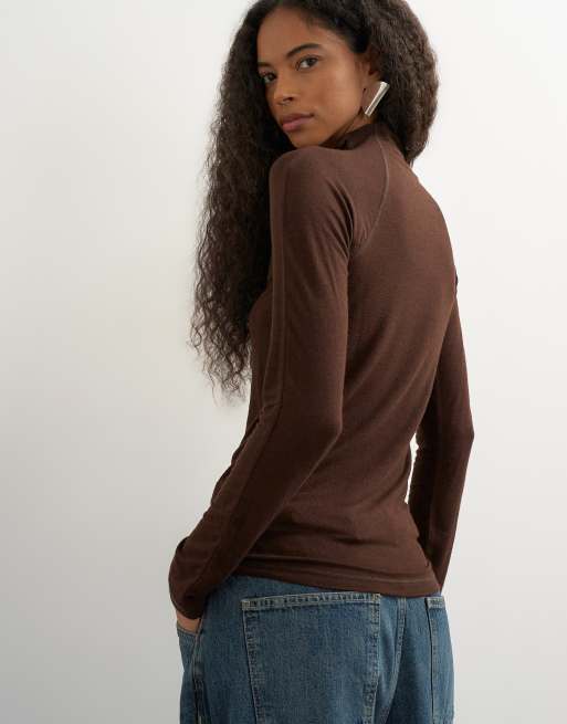 Topshop haut à col cheminée à coutures et manches longues couleur chocolat, 2 de 4