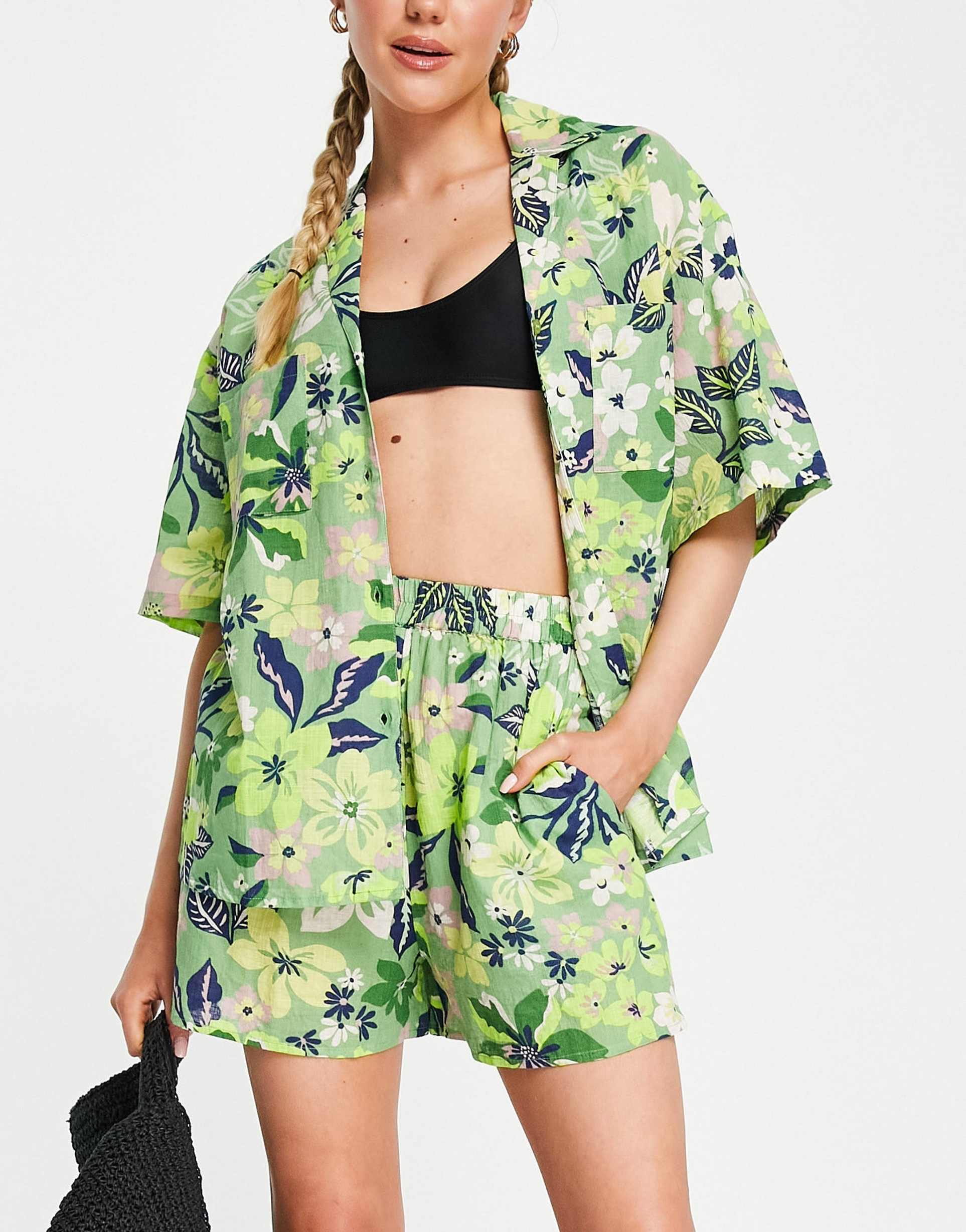 Topshop hawaiian shirt and shorts beach resort set in multi view 2