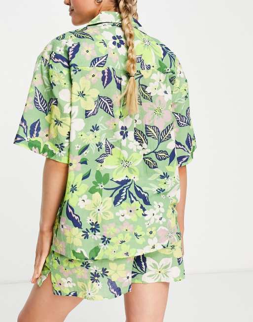 Topshop hawaiian shirt and shorts beach resort set in multi , 2 of 4