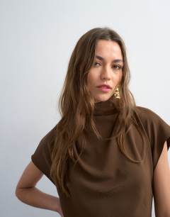 Model wearing Heavy crepe maxi dress with scarf detail in chocolate