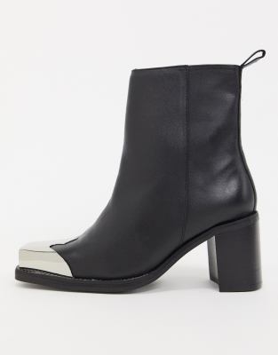 western boots high heel