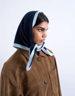 Heidi knitted headscarf in navy & light blue