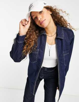 Topshop - Hemdjacke aus unbehandeltem Denim in Indigo-Blau