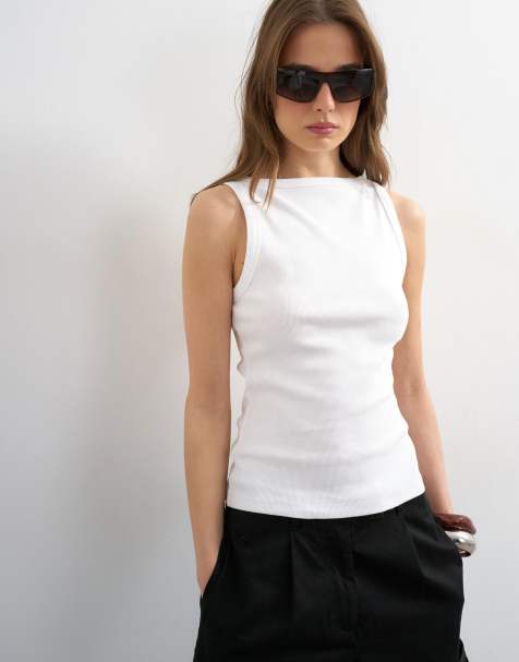 Topshop - Hemdje met lage racerhals in wit - view 1