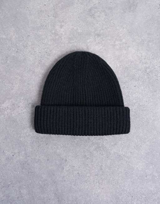 Topshop – Henry – Czarna, prążkowana czapka beanie, 2 z 3