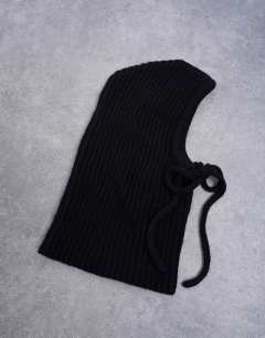 Model wearing Hero ribbed balaclava in black
