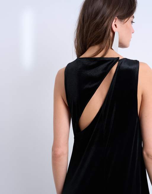 Topshop high neck open back chuck on velvet maxi dress in black, 4 of 4