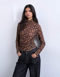 High neck ruched check print long sleeve top in brown