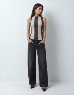 Model wearing High neck sleeveless plisse top in mono stripe