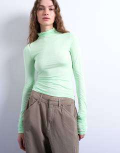 High neck viscose long sleeve top in mint geen