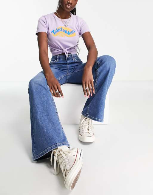 Topshop  high rise Jamie flare jeans in mid blue, 4 of 4