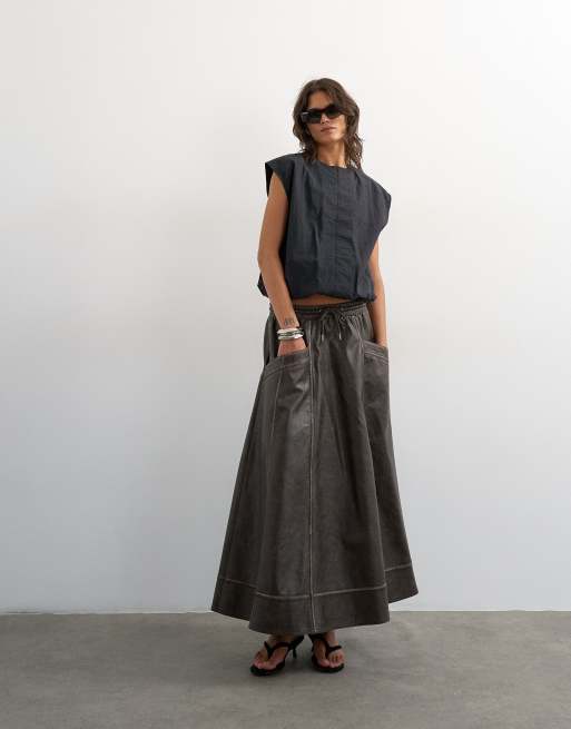 Topshop high shine leather look maxi skirt with side pockets in washed brown, 4 of 5