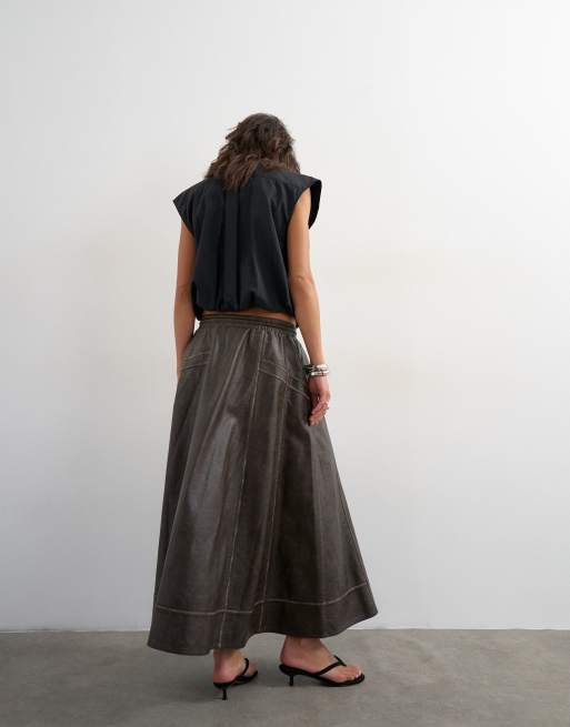 Topshop high shine leather look maxii skirt with side pockets in washed brown, 3 of 5