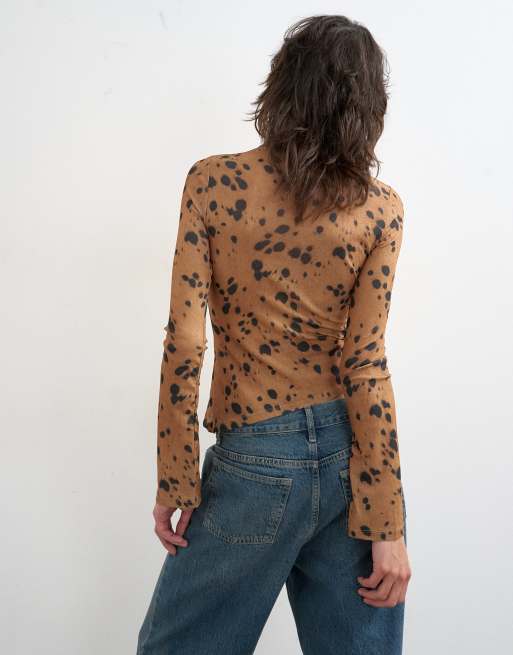 Topshop - Højhalset langærmet top i mesh med hjorteprint og flæser samt bindebånd, 4 af 4