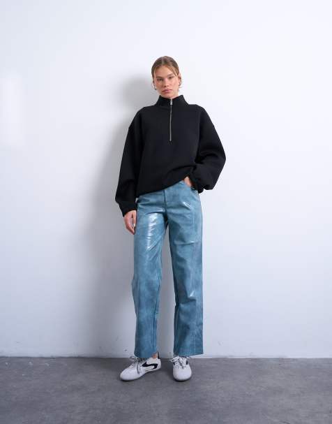 Topshop – Hochglänzende Hose aus Kunstleder in Marineblau mit u-förmiger Tasche und weitem Bein - view 1