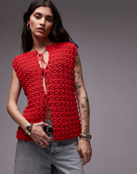 Topshop – Hochwertige handgestrickte Weste in Rot mit Schnürung - view 1