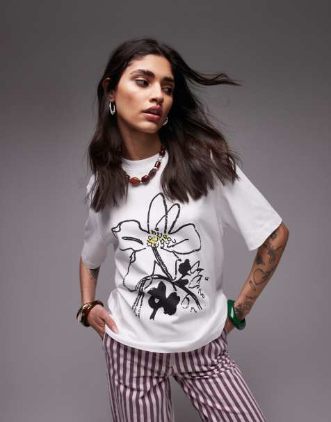 Topshop – Hochwertiges Basic-T-Shirt in Weiß mit Blumenprint - view 1