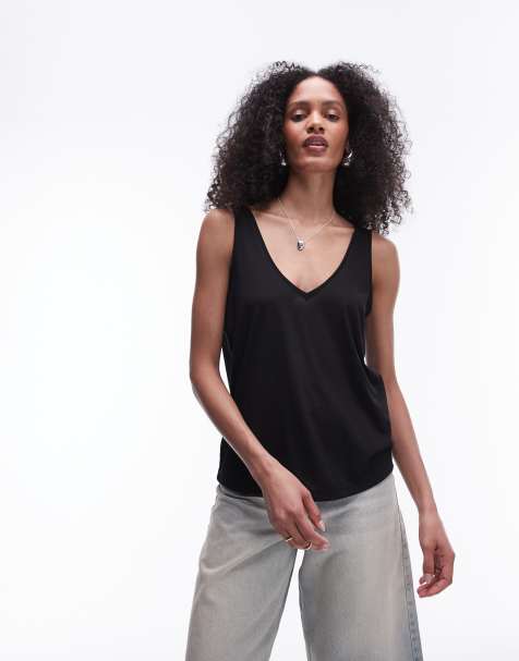 Topshop – Hochwertiges, lockeres Trägertop in Schwarz mit V-Ausschnitt - view 1