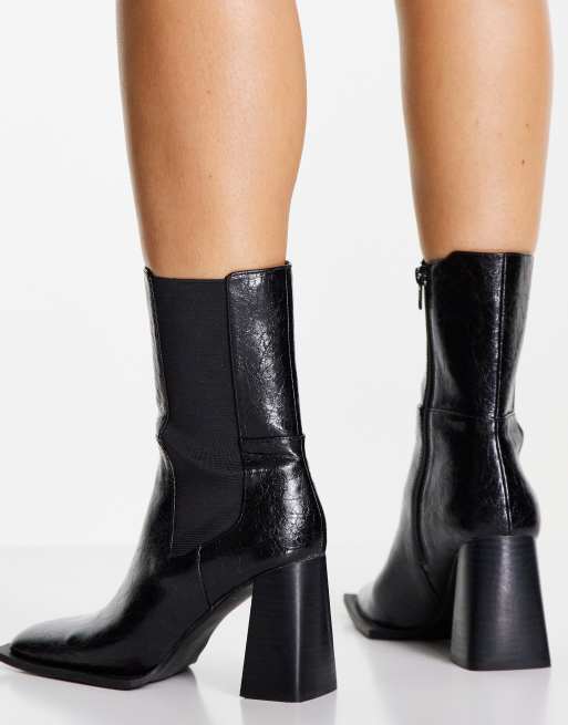 High heel store chelsea boot