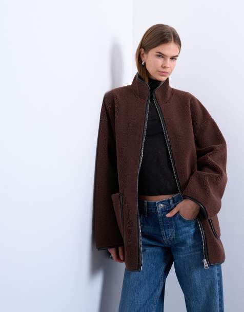 Topshop - Hoogsluitend makkelijk jack met lange pasvorm van imitatieschapenvacht in chocoladebruin - view 1