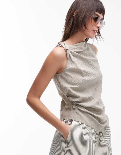 Topshop - Hoogsluitende getextureerde top zonder mouwen in saliegroen - view 1