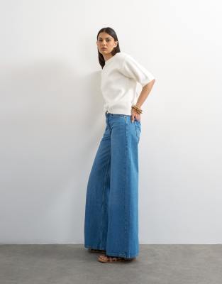 Topshop Horizon Mid Rise Wide Leg Jeans In Blue