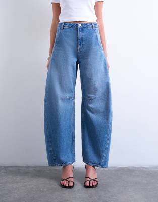 Topshop - Horseshoe - Barrel-Jeans in Mittelblau mit hohem Bund