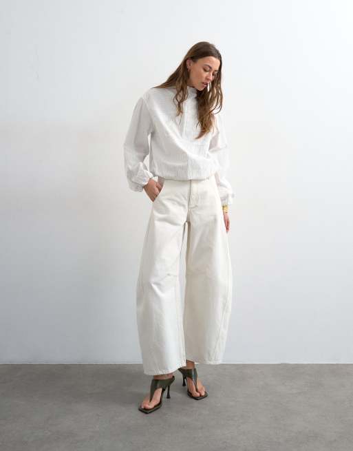 Topshop Horseshoe barrel mid rise jean in white, 3 of 5