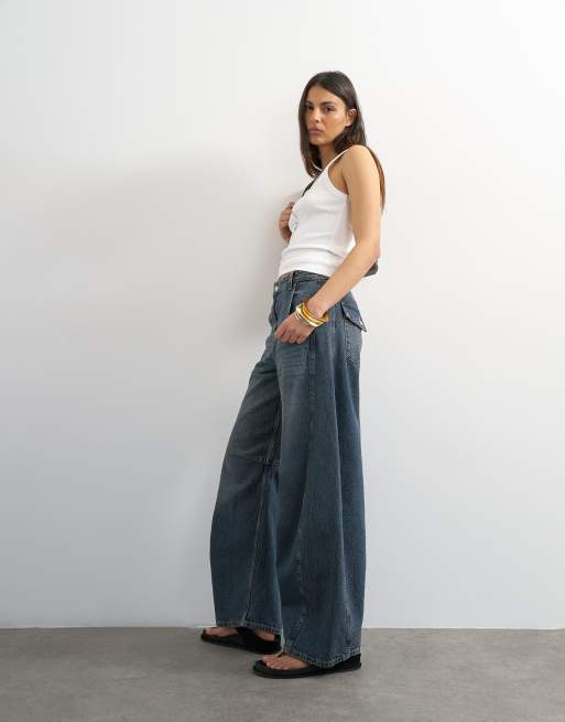 Topshop Horseshoe high rise barrel jeans in blue-black, 3 of 7