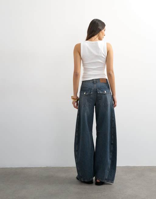Topshop Horseshoe high rise barrel jeans in blue-black, 4 of 7