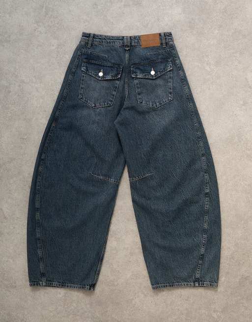 Topshop Horseshoe high rise barrel jeans in blue-black, 7 of 7