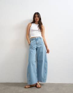 Horseshoe mid rise barrel jean in bleach stripe