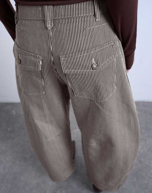 Topshop Horseshoe mid rise barrel jean in brown stripe, 4 of 7