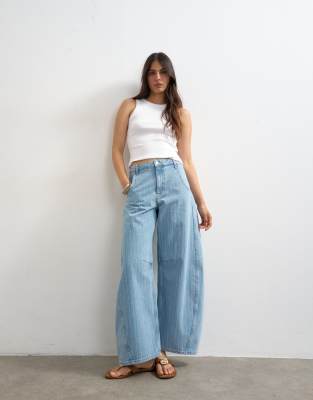 Topshop Horseshoe Mid Rise Barrel Jeans In Blue