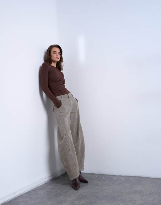 Topshop Horseshoe mid rise barrel jeans in brown stripe, 3 of 7
