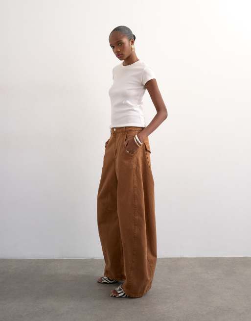 Topshop Horseshoe mid rise barrel leg jeans in toffee, 3 of 7