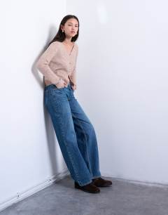 Hourglass Ember low rise straight leg jean in mid blue