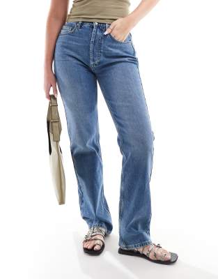 Hourglass Ember low rise wide leg jeans in mid blue