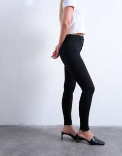 Model wearing Joni high rise super skinny jean in black