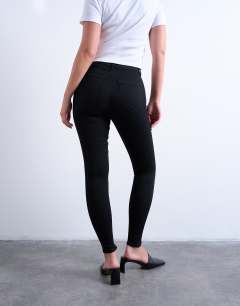Model wearing Joni high rise super skinny jean in black