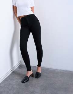 Model wearing Joni high rise super skinny jean in black
