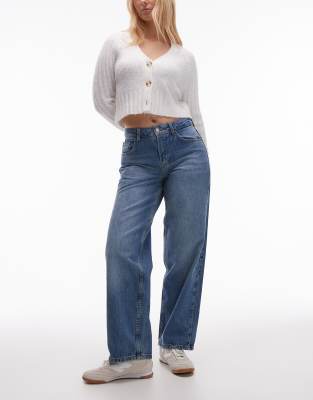 Topshop Hourglass - Relaxed Fit Jeans in Mittelblau mit Schnallenriemen und niedrigem Bund