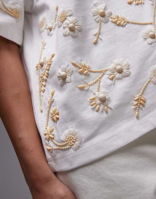 Topshop - Hvid oversized T-shirt med blomstermønster i perledesign, 3 af 4