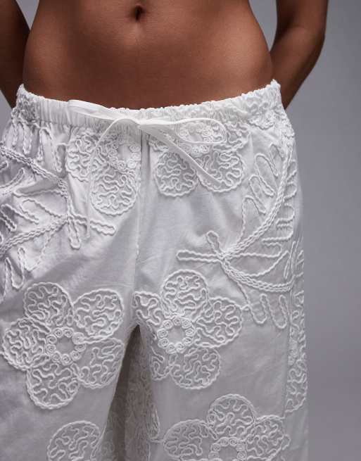 Topshop - Hvide bukser med lige ben og blomstersyninger, 5 af 5