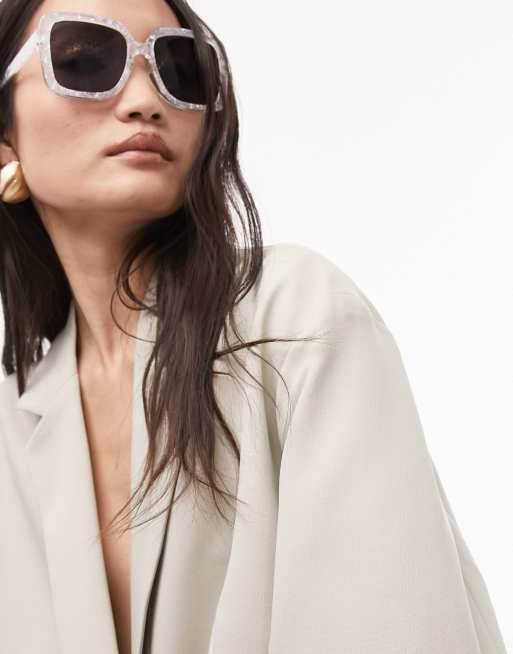 Topshop - Hvide firkantede solbriller med skråt design