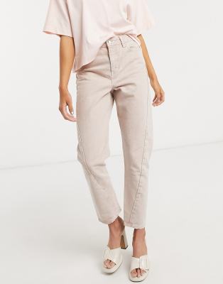 mom jeans pink