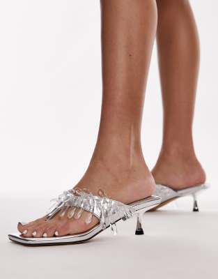 Topshop - Idris - Sandalen in Silber mit Absatz und Perlen